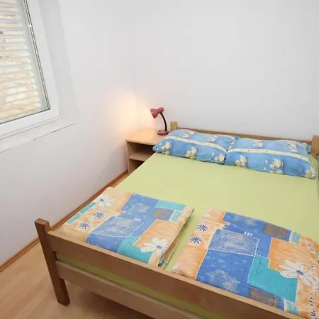 Appartamento Poljana 8419b